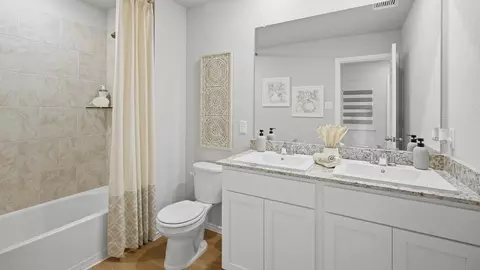 Bath - 333 Old Stagecoach Rd, Jarrell, TX 76537 photo 6 of 7