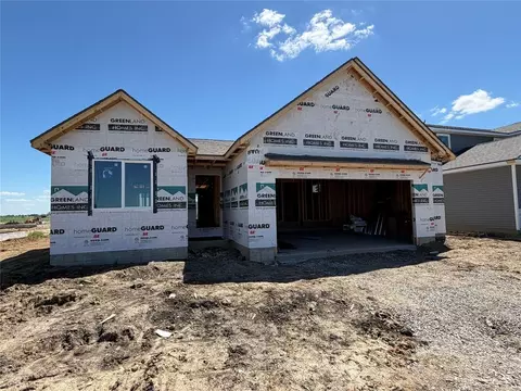 1510 Locust St, Waukee, IA 50263