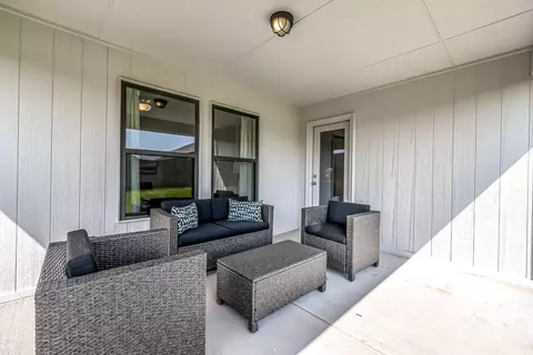 Exterior - 16140 Tall Grass Dr, Moore, OK 73170 photo 5 of 18