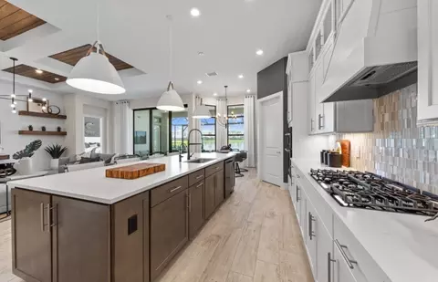 Kitchen - 11435 Emberstone Cir, Parrish, FL 34219 photo 4 of 4