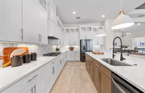 Kitchen - 11435 Emberstone Cir, Parrish, FL 34219 photo 3 of 4