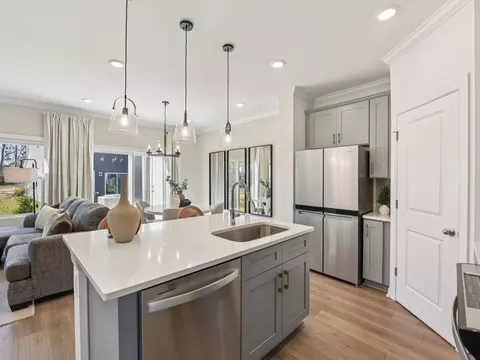 Kitchen - 429 Markridge Loop, Fort Mill, SC 29708 photo 3 of 6