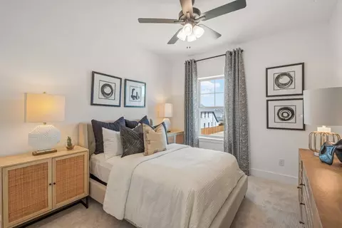 Bedroom - 302 Bluestem Dr, Euless, TX 76039 photo 3 of 4