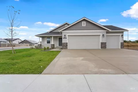 1575 SW Silverstone, Mountain Home, ID 83647