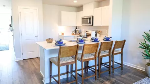 Kitchen - 920 Liverpool Way, Baxter, TN 38544 photo 11 of 12