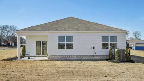 Exterior - 920 Liverpool Way, Baxter, TN 38544 photo 3 of 9