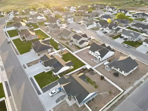 View/Area - 783 E 240 N, Tremonton, UT 84337 photo 4 of 14
