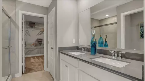 Bath - 15322 Alperton Rd, Fishers, IN 46037 photo 1 of 3