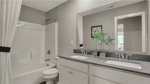 Bath - 15322 Alperton Rd, Fishers, IN 46037 photo 3 of 3