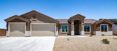2857 Triangle S St, Kingman, AZ 86401