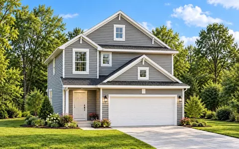 2769 Plover Dr, Kentwood, MI 49508