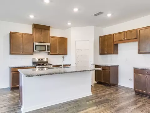 Kitchen - 225 Groveton Ct, Euharlee, GA 30145 photo 3 of 19