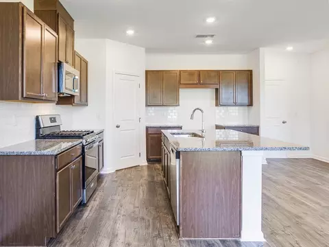Kitchen - 225 Groveton Ct, Euharlee, GA 30145 photo 4 of 21