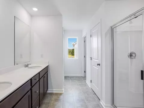 Bath - 225 Groveton Ct, Euharlee, GA 30145 photo 6 of 19