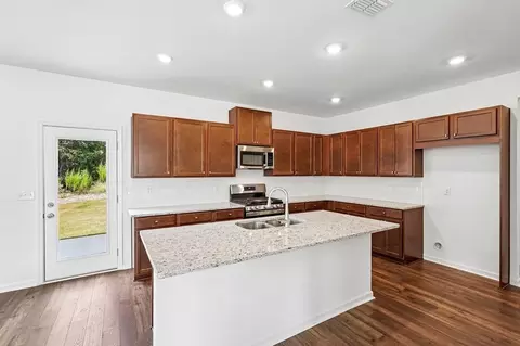 Kitchen - 225 Groveton Ct, Euharlee, GA 30145 photo 1 of 21