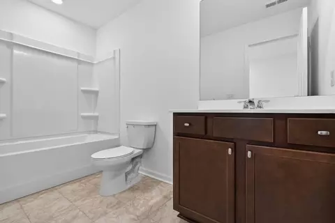 Bath - 225 Groveton Ct, Euharlee, GA 30145 photo 2 of 19