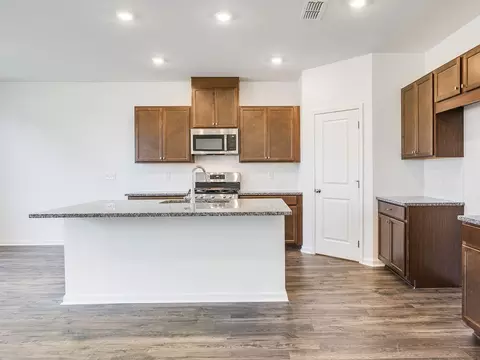 Kitchen - 225 Groveton Ct, Euharlee, GA 30145 photo 5 of 21