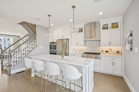 3 Warren Dr, Chalfont, PA 18914