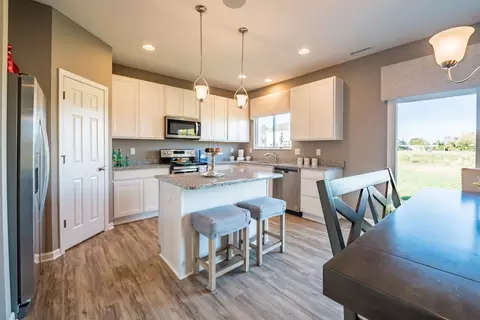 Kitchen - 175 Westwoods Rd, Wright City, MO 63390 photo 5 of 11