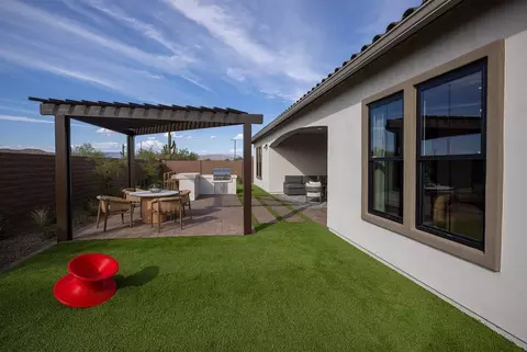 Exterior - 29316 N 17th Way, Phoenix, AZ 85085 photo 7 of 16
