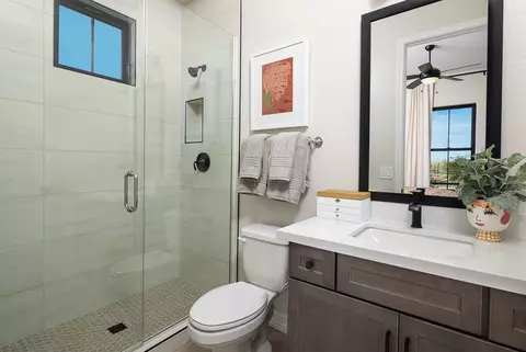 Bath - 29316 N 17th Way, Phoenix, AZ 85085 photo 2 of 3