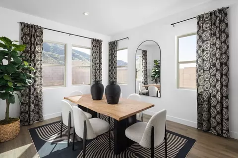 Dining - 2035 W Steinway Dr, Phoenix, AZ 85041 photo 1 of 1