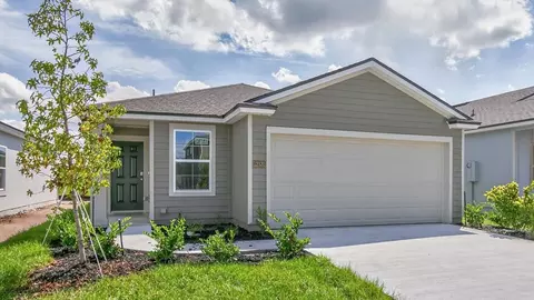 12131 Yew Tree Rd, Jacksonville, FL 32218
