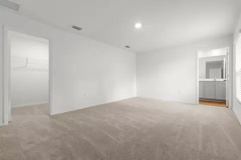 Bedroom - 1237 E Price Blvd, North Port, FL 34288 photo 1 of 2