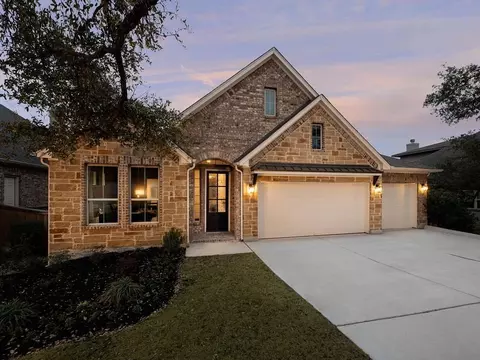 113 Annette Dr, Castroville, TX 78009