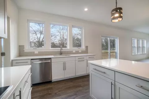 Kitchen - Texas Dr, Kalamazoo, MI 49009 photo 4 of 6