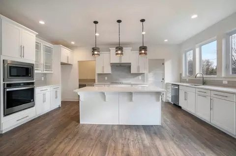 Kitchen - Texas Dr, Kalamazoo, MI 49009 photo 1 of 6