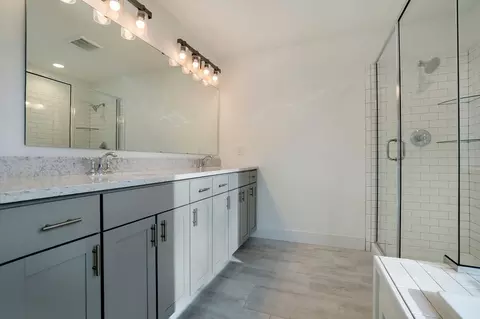 Bath - Texas Dr, Kalamazoo, MI 49009 photo 1 of 2