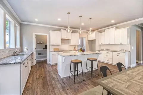 Kitchen - Texas Dr, Kalamazoo, MI 49009 photo 5 of 6