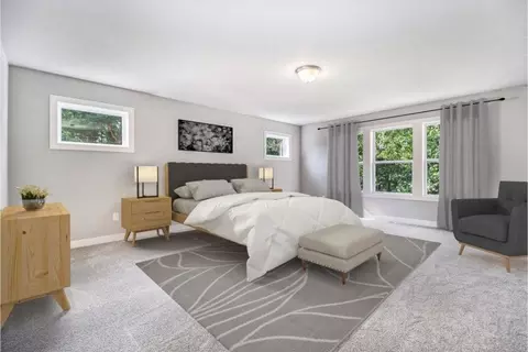 Bedroom - Texas Dr, Kalamazoo, MI 49009 photo 1 of 4