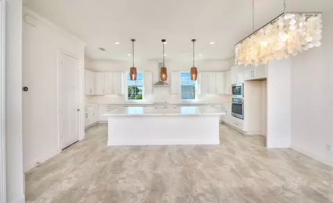 Kitchen - 19 Marden Dr, Ormond Beach, FL 32176 photo 4 of 5