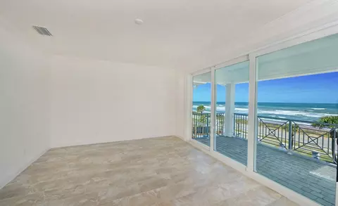 Living - 19 Marden Dr, Ormond Beach, FL 32176 photo 1 of 5