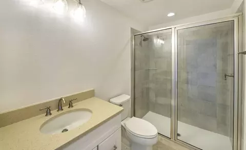 Bath - 19 Marden Dr, Ormond Beach, FL 32176 photo 3 of 3