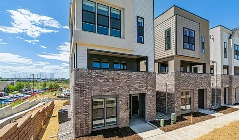 11493 E Briarwood Cir, Centennial, CO 80112