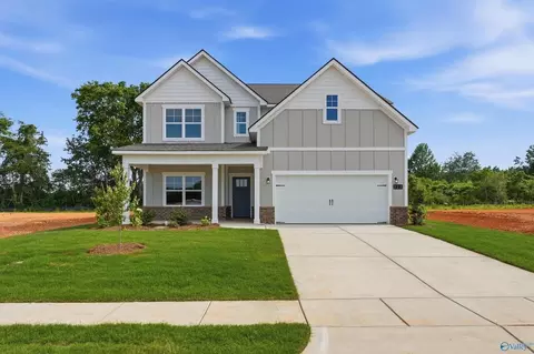 122 Berry Cove Ave, New Market, AL 35761
