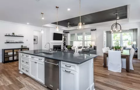 Kitchen - 6001 Moonshell Loop, Wilmington, NC 28412 photo 3 of 5