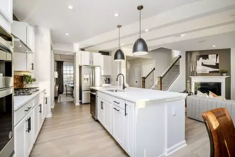 Kitchen - 956 Rivendell Dr, Avon, IN 46123 photo 4 of 6