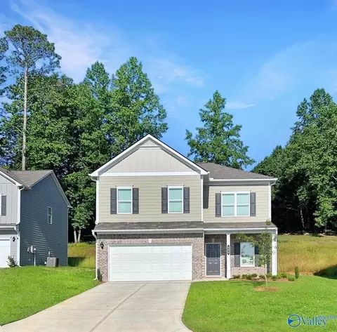 345 Emma Way, New Market, AL 35761
