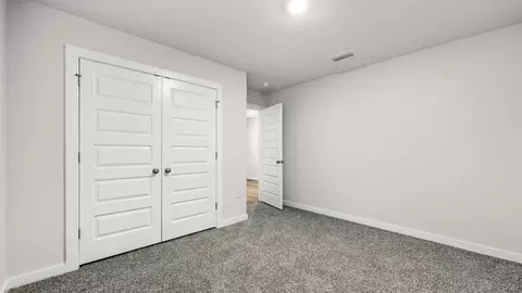 Bedroom - 2014 Ambassador Ct, Chipley, FL 32428 photo 6 of 10