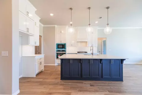Kitchen - 2920 E Northampton St, Broken Arrow, OK 74014 photo 14 of 20