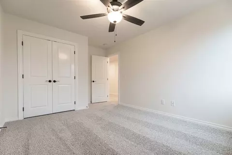 Bedroom - 2920 E Northampton St, Broken Arrow, OK 74014 photo 8 of 13