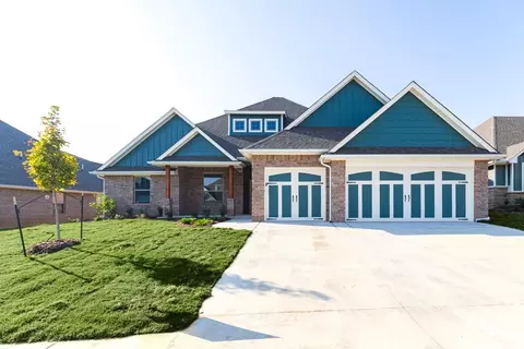 Exterior - 2920 E Northampton St, Broken Arrow, OK 74014 photo 4 of 25