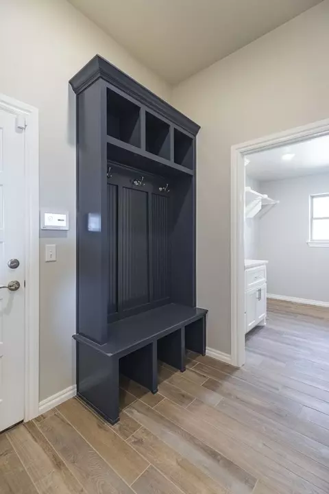 Entry Way - 2920 E Northampton St, Broken Arrow, OK 74014 photo 8 of 8