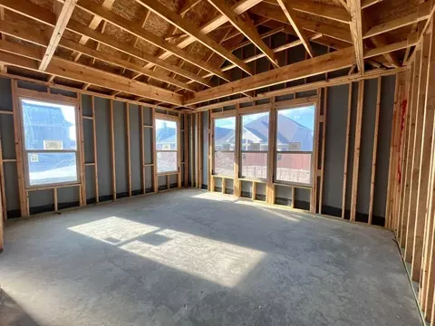 Bedroom - 10124 Oakstone Dr, Wht Settlemt, TX 76108 photo 1 of 1