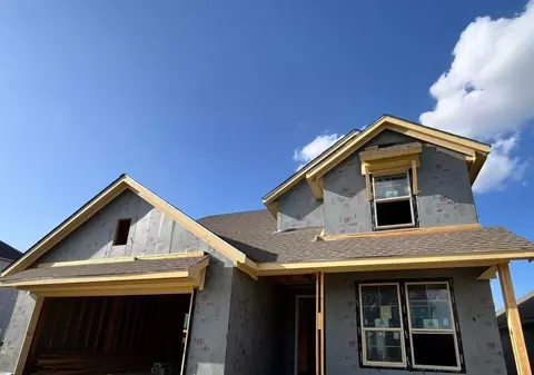 Exterior - 10124 Oakstone Dr, Wht Settlemt, TX 76108 photo 2 of 4