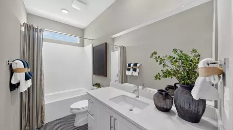 Bath - 8368 Toyon St, Chino, CA 91708 photo 5 of 8